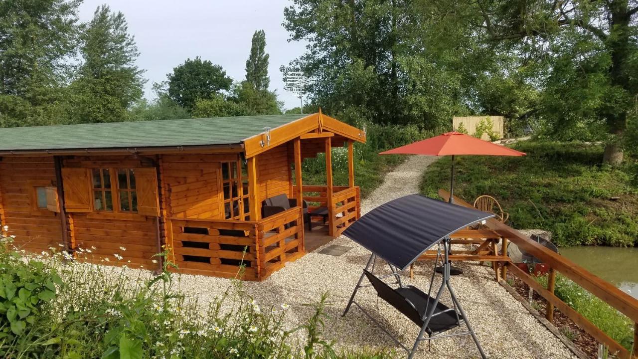 East Pool Cabin Lincoln Extérieur photo