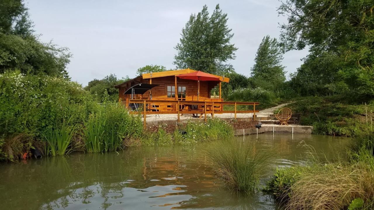 East Pool Cabin Lincoln Extérieur photo